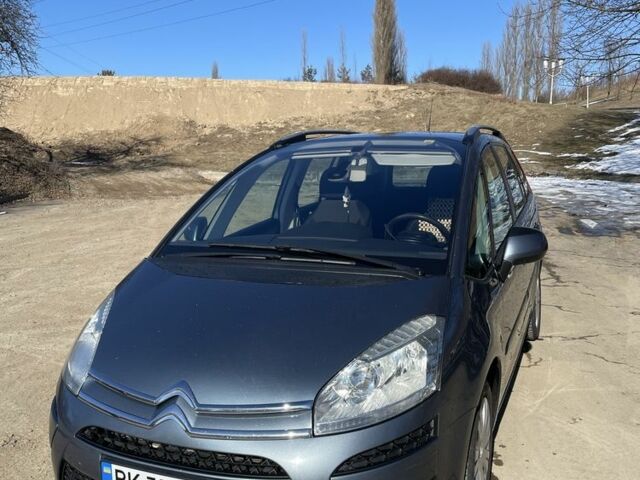 Серый Ситроен С4 Пикассо, объемом двигателя 1.6 л и пробегом 234 тыс. км за 7200 $, фото 1 на Automoto.ua