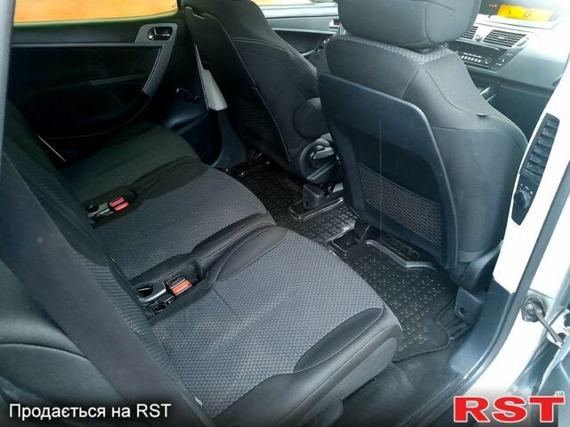 Серый Ситроен С4 Пикассо, объемом двигателя 1.6 л и пробегом 223 тыс. км за 4900 $, фото 5 на Automoto.ua