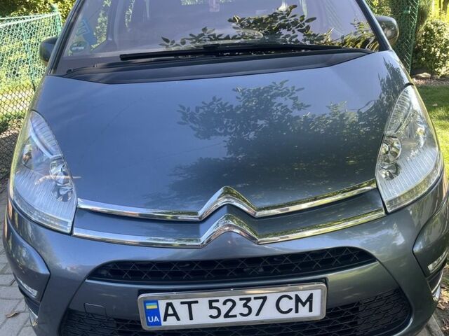 Серый Ситроен С4 Пикассо, объемом двигателя 1.6 л и пробегом 185 тыс. км за 8000 $, фото 3 на Automoto.ua