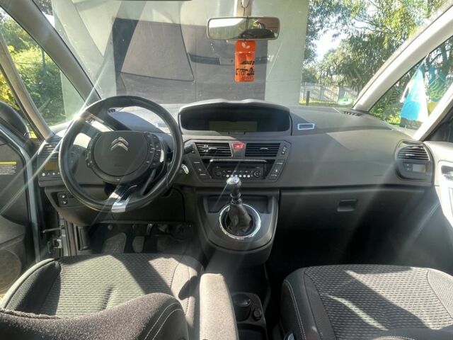 Серый Ситроен С4 Пикассо, объемом двигателя 1.6 л и пробегом 185 тыс. км за 8000 $, фото 8 на Automoto.ua