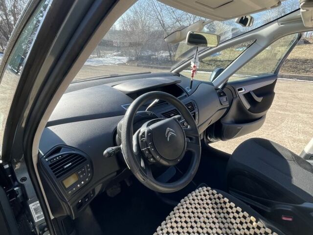 Серый Ситроен С4 Пикассо, объемом двигателя 1.6 л и пробегом 234 тыс. км за 7200 $, фото 7 на Automoto.ua