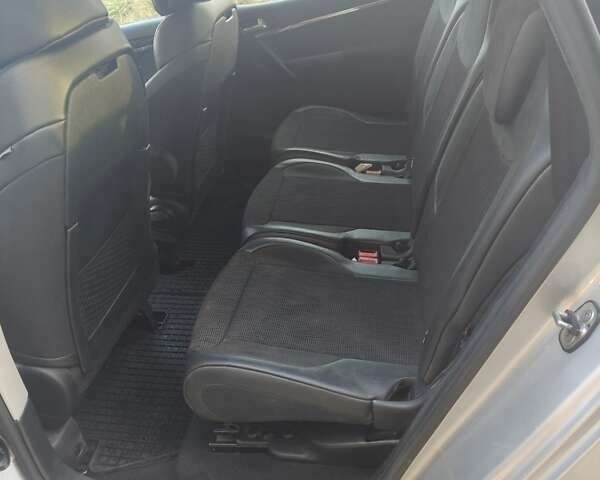 Сірий Сітроен С4 Пікассо, об'ємом двигуна 2 л та пробігом 240 тис. км за 3999 $, фото 12 на Automoto.ua