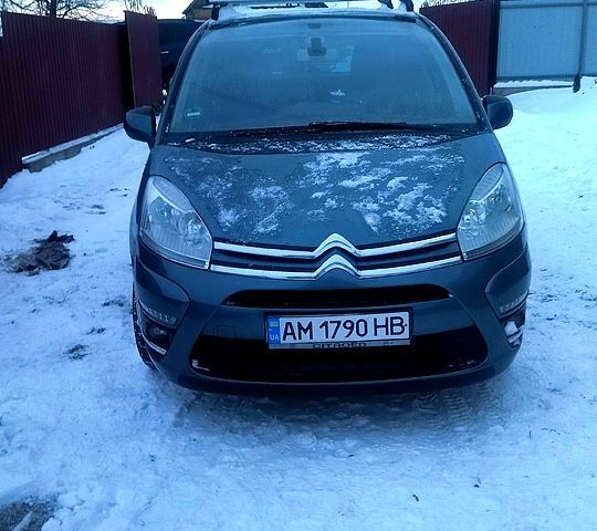 Серый Ситроен С4 Пикассо, объемом двигателя 1.6 л и пробегом 260 тыс. км за 8200 $, фото 11 на Automoto.ua