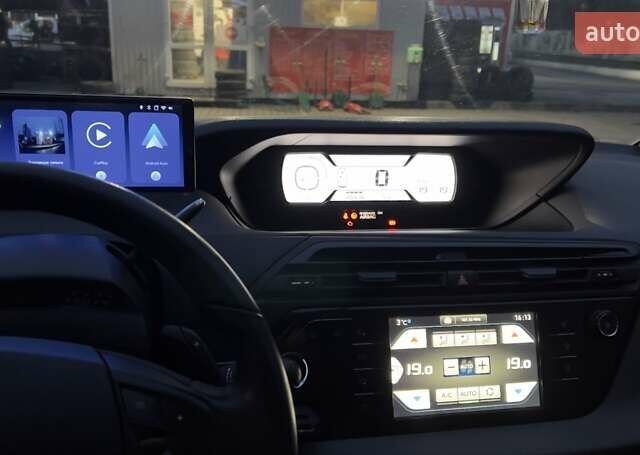 Серый Ситроен С4 Пикассо, объемом двигателя 1.56 л и пробегом 107 тыс. км за 10500 $, фото 28 на Automoto.ua