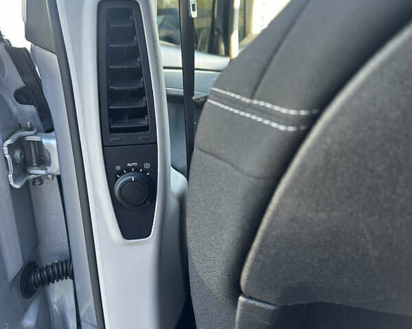 Серый Ситроен С4 Пикассо, объемом двигателя 1.6 л и пробегом 278 тыс. км за 6499 $, фото 30 на Automoto.ua