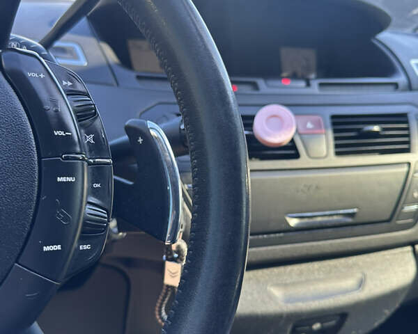 Серый Ситроен С4 Пикассо, объемом двигателя 1.6 л и пробегом 278 тыс. км за 6499 $, фото 14 на Automoto.ua