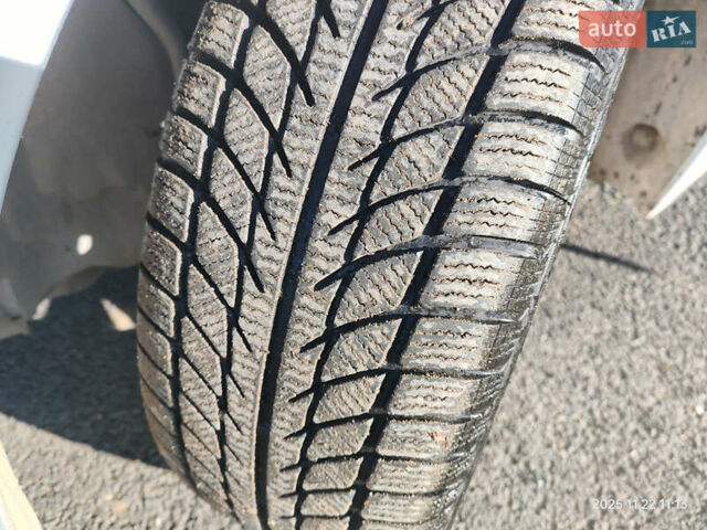 Серый Ситроен С4 Пикассо, объемом двигателя 1.56 л и пробегом 265 тыс. км за 5500 $, фото 9 на Automoto.ua