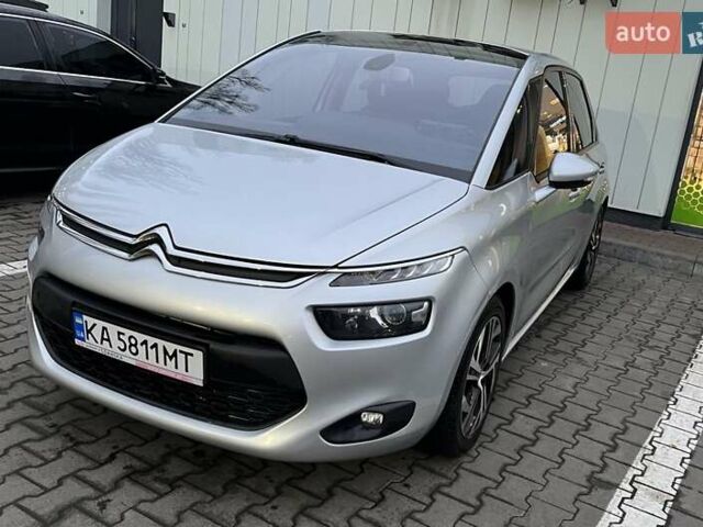 Серый Ситроен С4 Пикассо, объемом двигателя 1.56 л и пробегом 107 тыс. км за 10500 $, фото 3 на Automoto.ua