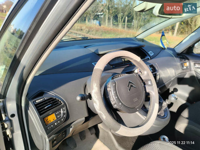 Серый Ситроен С4 Пикассо, объемом двигателя 1.56 л и пробегом 265 тыс. км за 5500 $, фото 6 на Automoto.ua