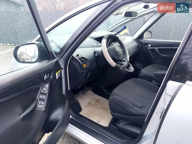 Серый Ситроен С4 Пикассо, объемом двигателя 1.56 л и пробегом 266 тыс. км за 6299 $, фото 13 на Automoto.ua