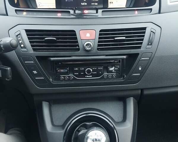 Серый Ситроен С4 Пикассо, объемом двигателя 1.56 л и пробегом 266 тыс. км за 6299 $, фото 34 на Automoto.ua