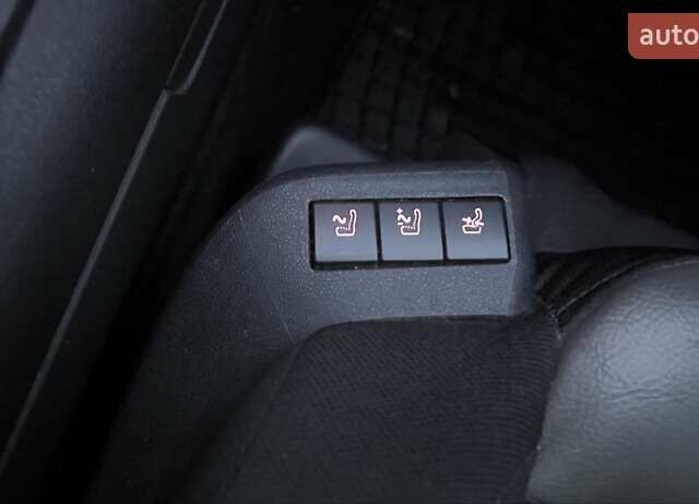 Серый Ситроен С4 Пикассо, объемом двигателя 1.56 л и пробегом 107 тыс. км за 10500 $, фото 32 на Automoto.ua