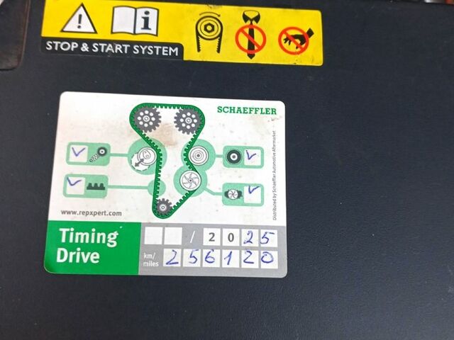 Сірий Сітроен С4 Пікассо, об'ємом двигуна 1.6 л та пробігом 257 тис. км за 9700 $, фото 11 на Automoto.ua