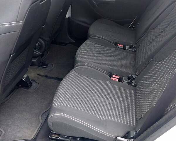 Серый Ситроен С4 Пикассо, объемом двигателя 1.56 л и пробегом 266 тыс. км за 6299 $, фото 39 на Automoto.ua