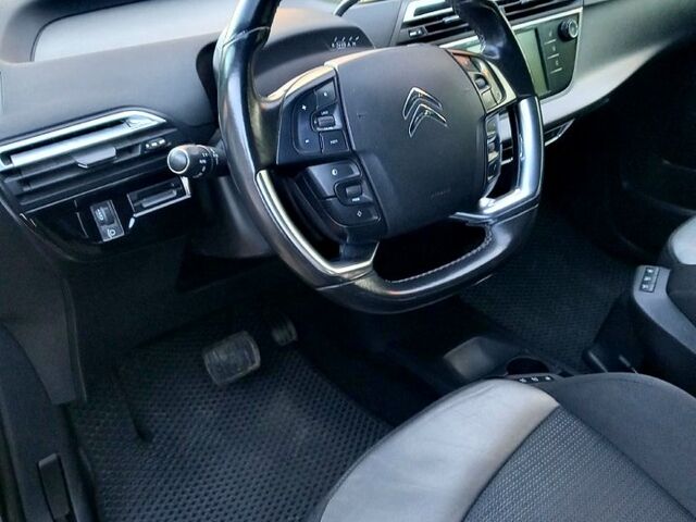 Сірий Сітроен С4 Пікассо, об'ємом двигуна 1.6 л та пробігом 257 тис. км за 9700 $, фото 8 на Automoto.ua