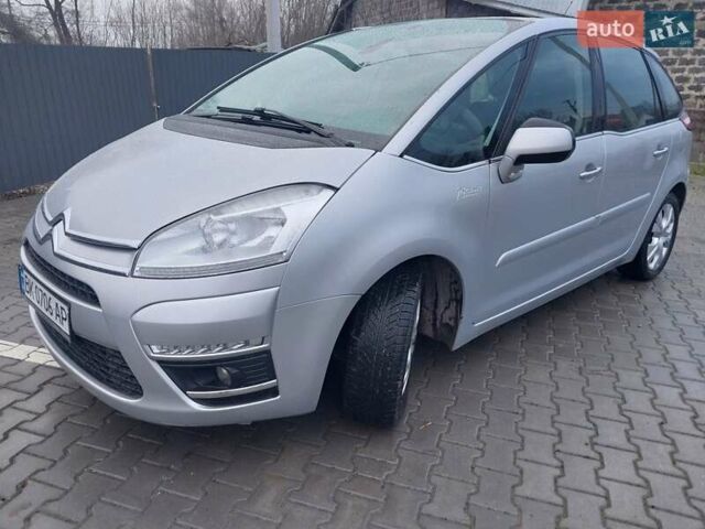 Серый Ситроен С4 Пикассо, объемом двигателя 1.56 л и пробегом 266 тыс. км за 6299 $, фото 3 на Automoto.ua