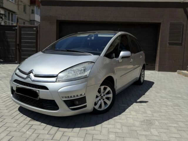 Серый Ситроен С4 Пикассо, объемом двигателя 1.6 л и пробегом 278 тыс. км за 7500 $, фото 1 на Automoto.ua