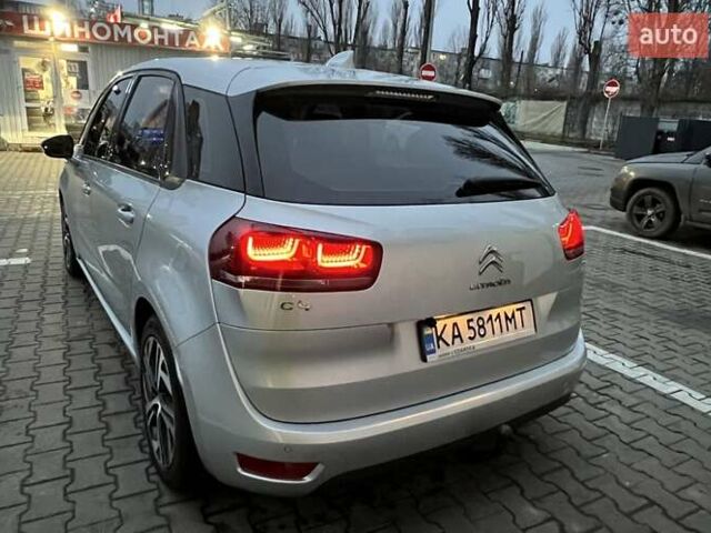 Серый Ситроен С4 Пикассо, объемом двигателя 1.56 л и пробегом 107 тыс. км за 10500 $, фото 18 на Automoto.ua