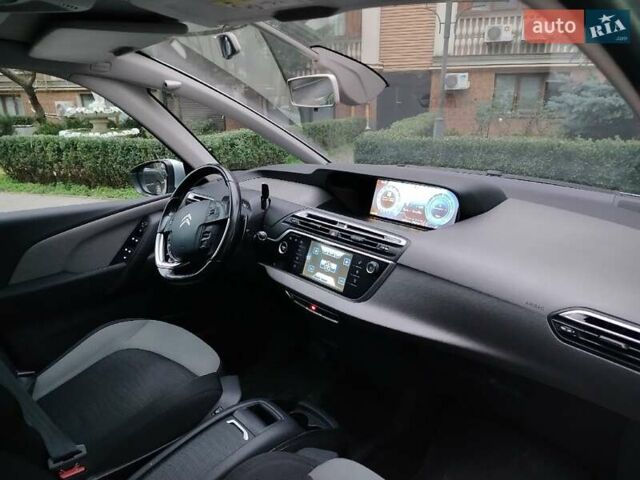 Сірий Сітроен С4 Пікассо, об'ємом двигуна 1.56 л та пробігом 120 тис. км за 9400 $, фото 13 на Automoto.ua