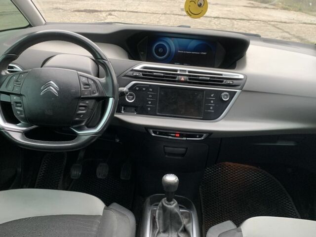 Серый Ситроен С4 Пикассо, объемом двигателя 2 л и пробегом 183 тыс. км за 8700 $, фото 12 на Automoto.ua