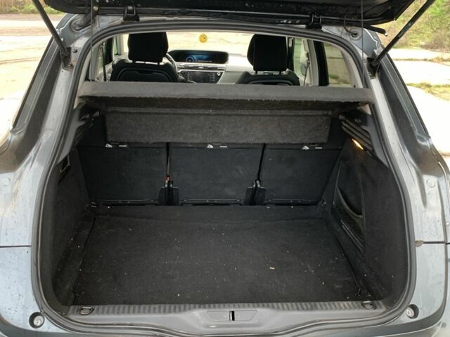 Серый Ситроен С4 Пикассо, объемом двигателя 2 л и пробегом 183 тыс. км за 8700 $, фото 11 на Automoto.ua