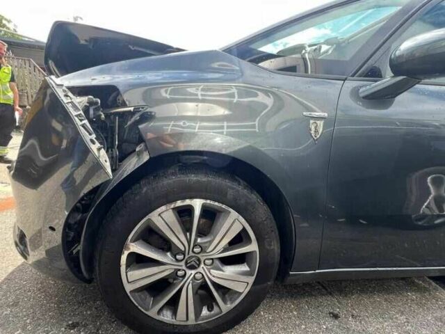 Ситроен С4 Пикассо 2014 в Киеве на Automoto.ua Серый Ситроен С4 Пикассо, объемом двигателя 1.6 л и пробегом 200 тыс. км за 7020 $, фото 5 на Automoto.ua