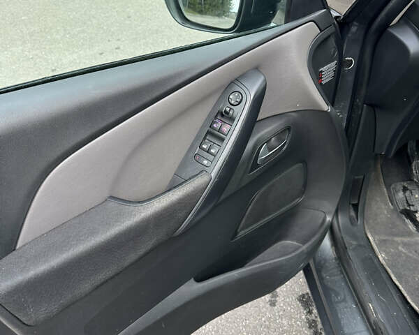 Ситроен С4 Пикассо 2014 в Тернополе на Automoto.ua Серый Ситроен С4 Пикассо, объемом двигателя 1.6 л и пробегом 208 тыс. км за 10777 $, фото 11 на Automoto.ua