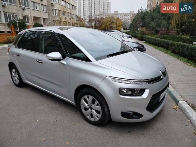 Сірий Сітроен С4 Пікассо, об'ємом двигуна 1.56 л та пробігом 120 тис. км за 9400 $, фото 3 на Automoto.ua