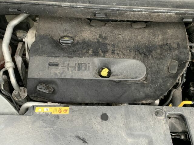 Серый Ситроен С4 Пикассо, объемом двигателя 2 л и пробегом 183 тыс. км за 8700 $, фото 16 на Automoto.ua