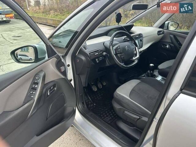 Ситроен С4 Пикассо 2014 в Стрые на Automoto.ua Серый Ситроен С4 Пикассо, объемом двигателя 1.56 л и пробегом 253 тыс. км за 8750 $, фото 15 на Automoto.ua