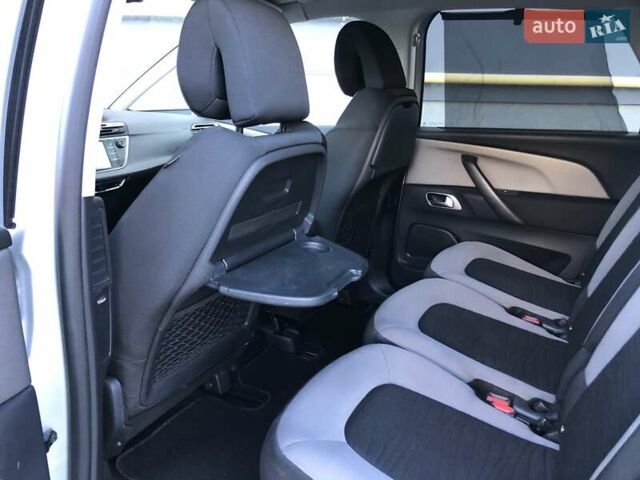 Сірий Сітроен С4 Пікассо, об'ємом двигуна 1.6 л та пробігом 180 тис. км за 9990 $, фото 61 на Automoto.ua