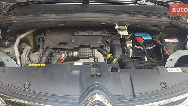 Серый Ситроен С4 Пикассо, объемом двигателя 1.56 л и пробегом 148 тыс. км за 9000 $, фото 11 на Automoto.ua