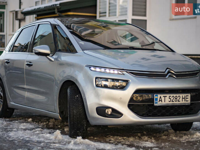 Серый Ситроен С4 Пикассо, объемом двигателя 1.56 л и пробегом 177 тыс. км за 9900 $, фото 3 на Automoto.ua