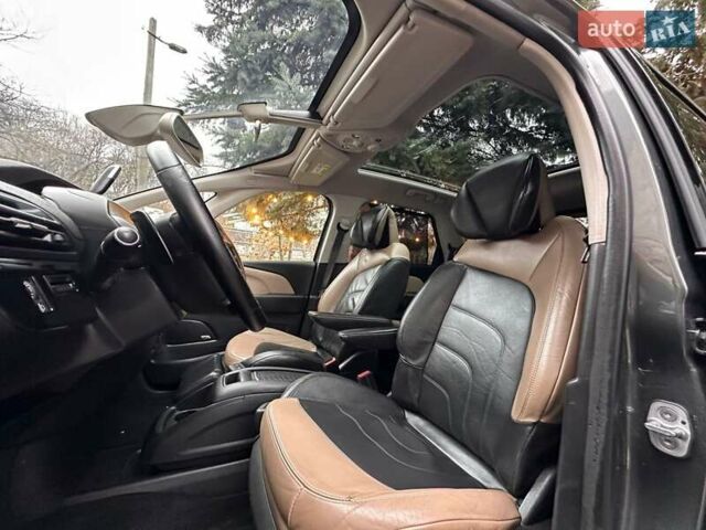 Сірий Сітроен С4 Пікассо, об'ємом двигуна 2 л та пробігом 120 тис. км за 11999 $, фото 13 на Automoto.ua