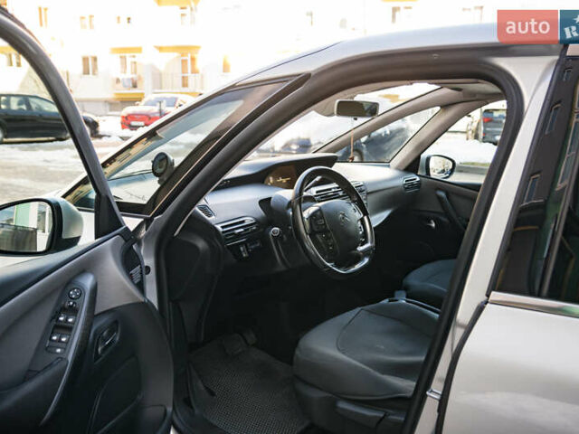 Серый Ситроен С4 Пикассо, объемом двигателя 1.56 л и пробегом 177 тыс. км за 9900 $, фото 14 на Automoto.ua