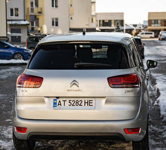 Серый Ситроен С4 Пикассо, объемом двигателя 1.56 л и пробегом 177 тыс. км за 9900 $, фото 8 на Automoto.ua