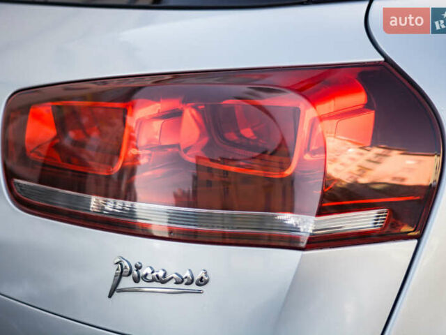 Серый Ситроен С4 Пикассо, объемом двигателя 1.56 л и пробегом 177 тыс. км за 9900 $, фото 10 на Automoto.ua