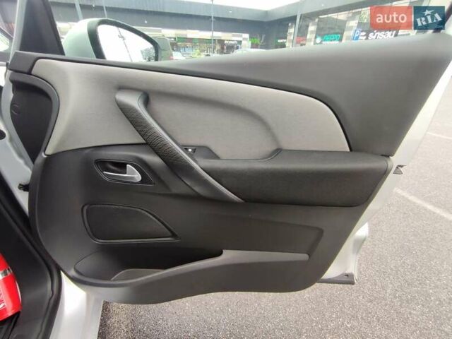 Серый Ситроен С4 Пикассо, объемом двигателя 1.56 л и пробегом 228 тыс. км за 12500 $, фото 17 на Automoto.ua