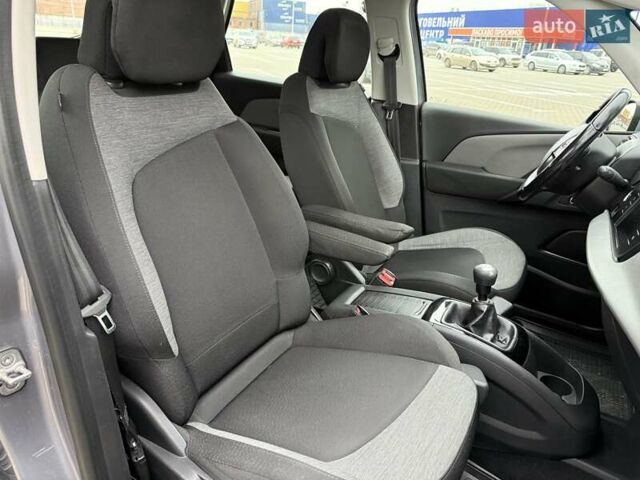 Сірий Сітроен С4 Пікассо, об'ємом двигуна 1.6 л та пробігом 265 тис. км за 9499 $, фото 36 на Automoto.ua