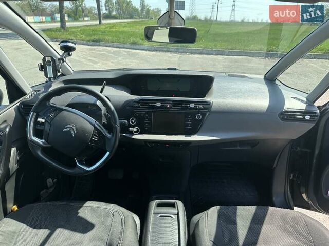 Сірий Сітроен С4 Пікассо, об'ємом двигуна 1.56 л та пробігом 250 тис. км за 14000 $, фото 3 на Automoto.ua