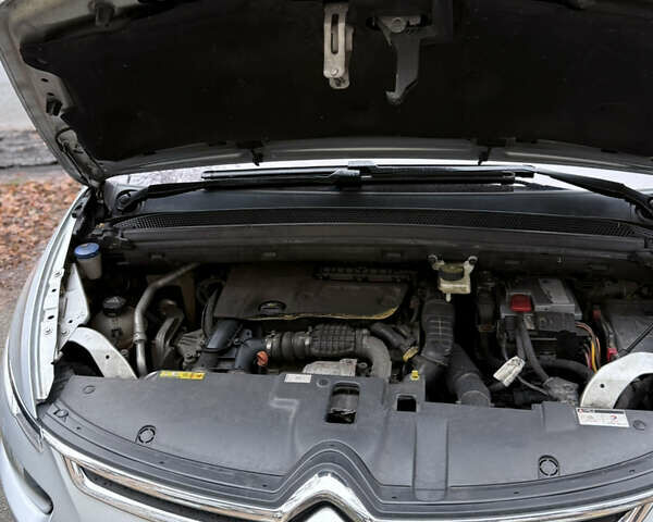 Сірий Сітроен С4 Пікассо, об'ємом двигуна 1.56 л та пробігом 170 тис. км за 10500 $, фото 15 на Automoto.ua