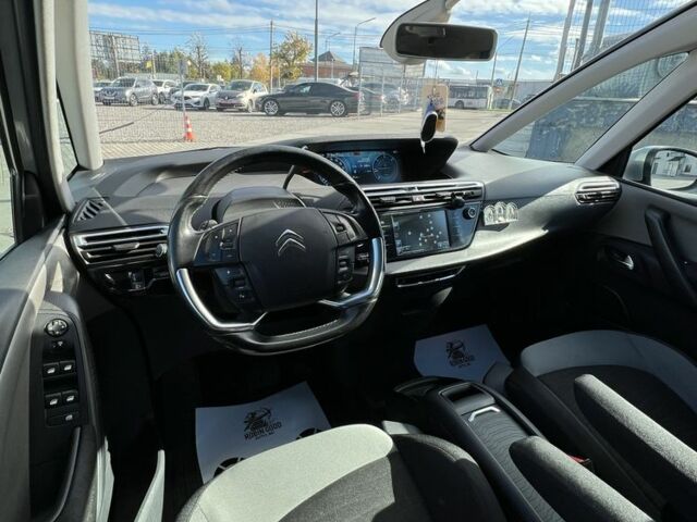 Ситроен С4 Пикассо 2016 в Белой Церкве на Automoto.ua Серый Ситроен С4 Пикассо, объемом двигателя 1.6 л и пробегом 202 тыс. км за 10600 $, фото 14 на Automoto.ua