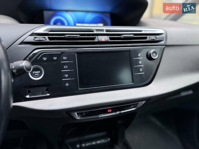 Сірий Сітроен С4 Пікассо, об'ємом двигуна 1.56 л та пробігом 170 тис. км за 10500 $, фото 11 на Automoto.ua