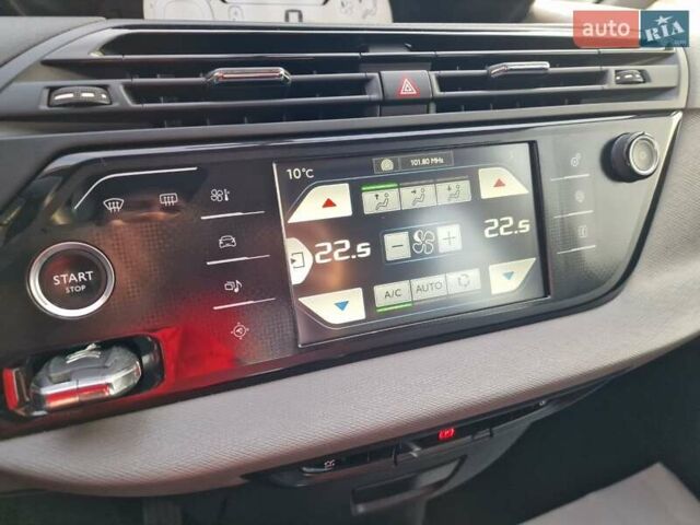 Сірий Сітроен С4 Пікассо, об'ємом двигуна 1.56 л та пробігом 228 тис. км за 11500 $, фото 37 на Automoto.ua