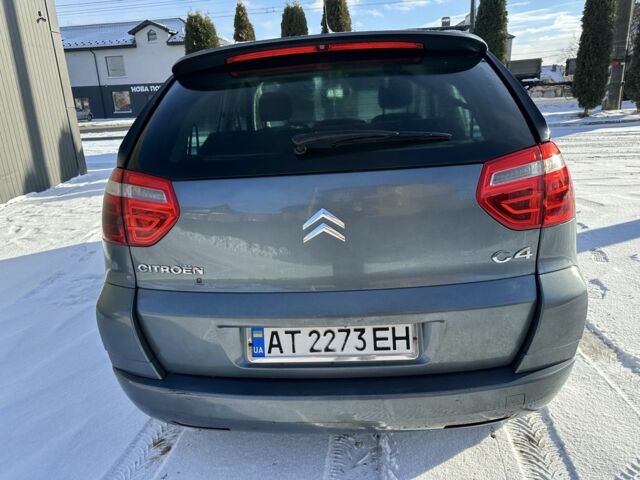 Серый Ситроен С4 Пикассо, объемом двигателя 1.6 л и пробегом 271 тыс. км за 3550 $, фото 4 на Automoto.ua