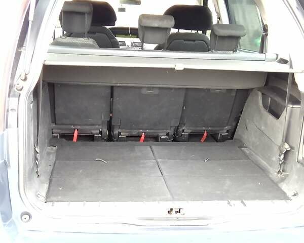 Сірий Сітроен С4 Пікассо, об'ємом двигуна 1.6 л та пробігом 226 тис. км за 6000 $, фото 5 на Automoto.ua