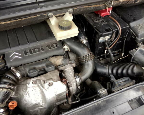 Сірий Сітроен С4 Пікассо, об'ємом двигуна 1.6 л та пробігом 226 тис. км за 6000 $, фото 8 на Automoto.ua