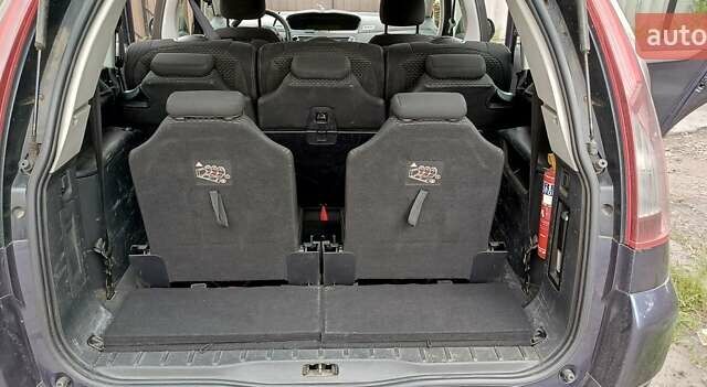 Серый Ситроен С4 Пикассо, объемом двигателя 1.6 л и пробегом 205 тыс. км за 5400 $, фото 8 на Automoto.ua