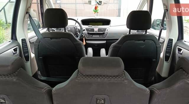 Серый Ситроен С4 Пикассо, объемом двигателя 1.6 л и пробегом 205 тыс. км за 5400 $, фото 30 на Automoto.ua