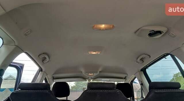 Серый Ситроен С4 Пикассо, объемом двигателя 1.6 л и пробегом 205 тыс. км за 5400 $, фото 33 на Automoto.ua